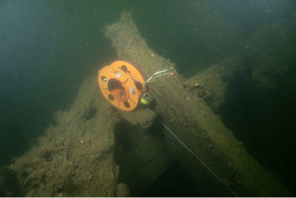 Baseline attached to a longitudinal beam at the bow of the barge. Source: Ops Coordinator